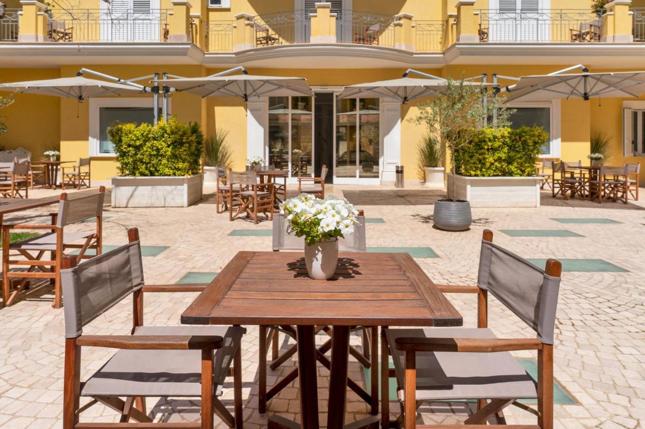 Victoria Palace Hotel & Zen Wellness Gallipoli Eksteriør billede