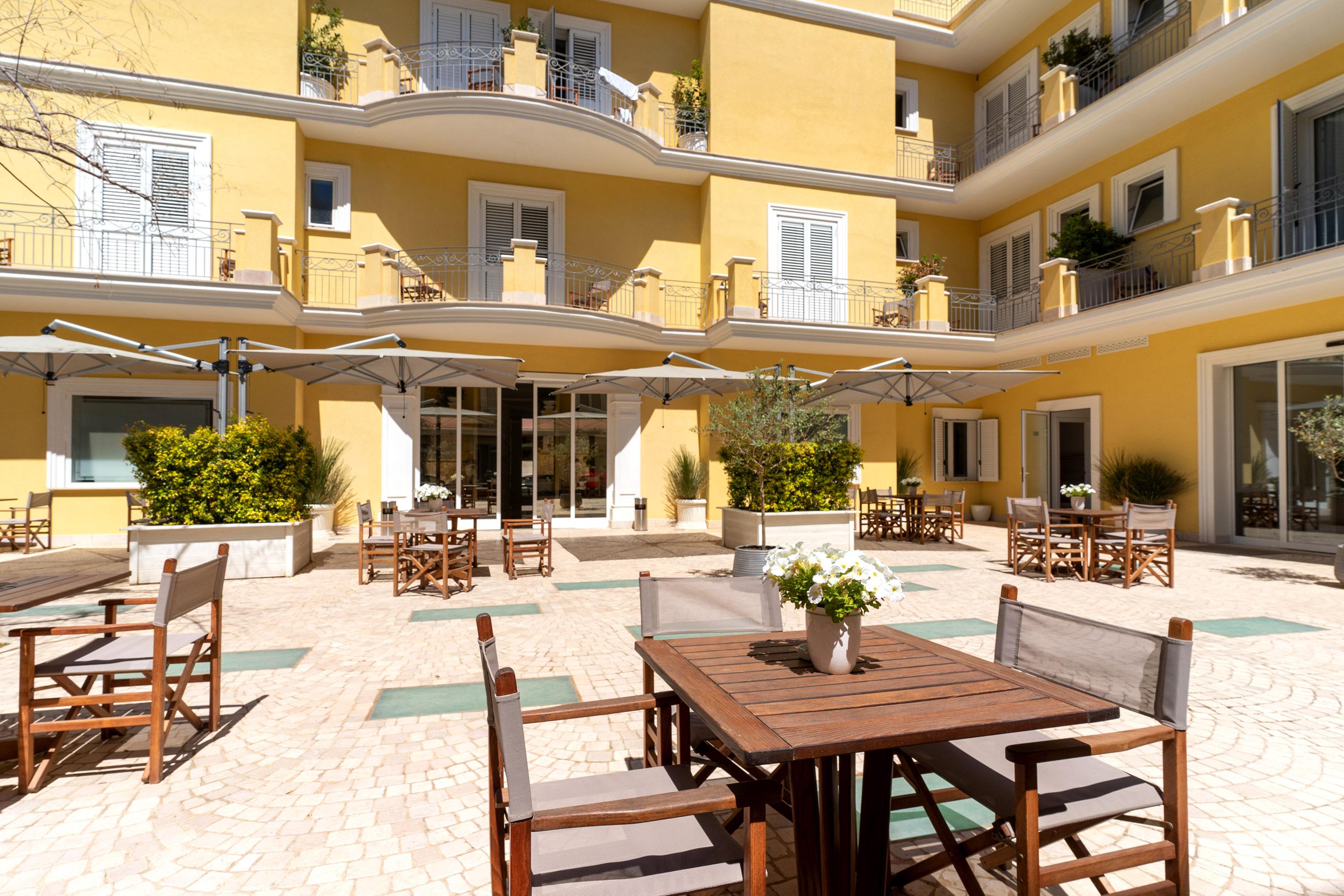 Victoria Palace Hotel & Zen Wellness Gallipoli Eksteriør billede